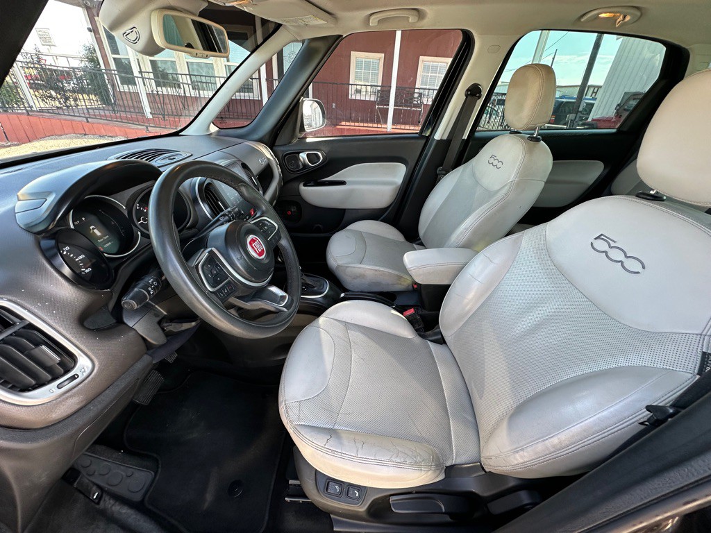 2018 FIAT 500L Image 7