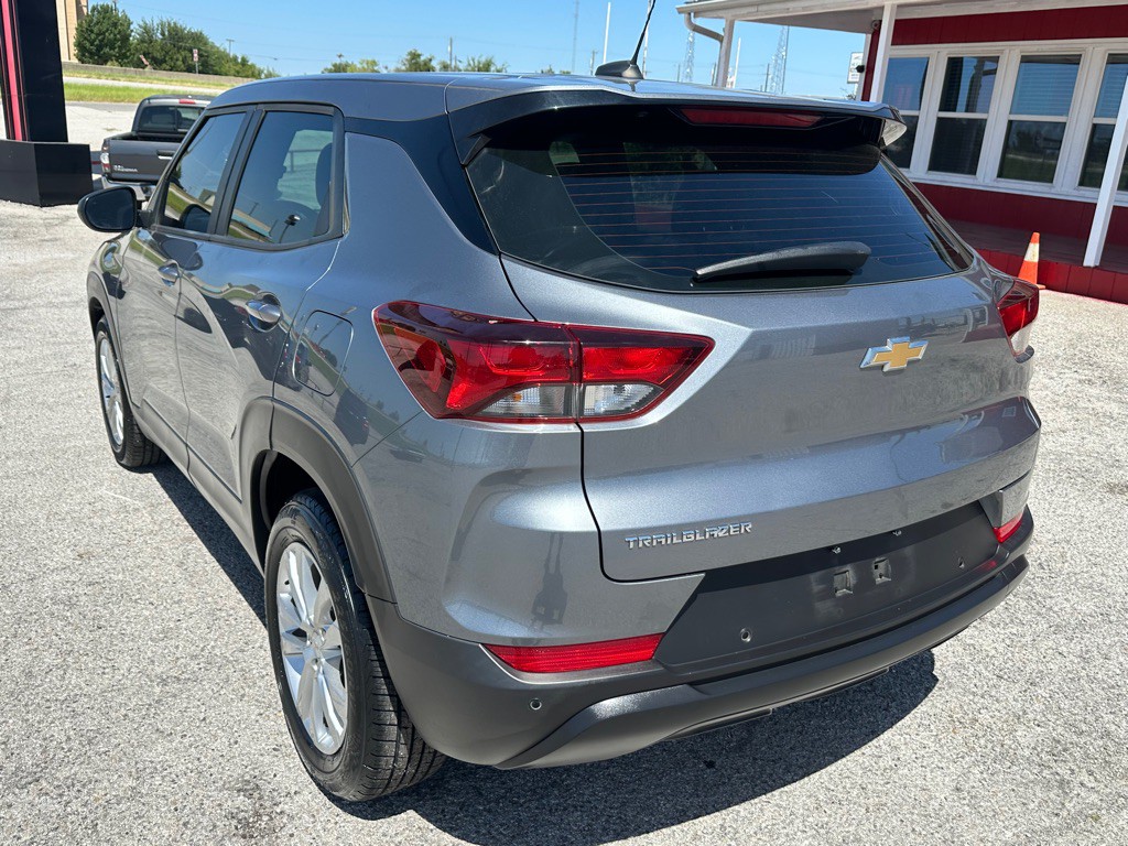 2021 Chevrolet Trailblazer Image 3