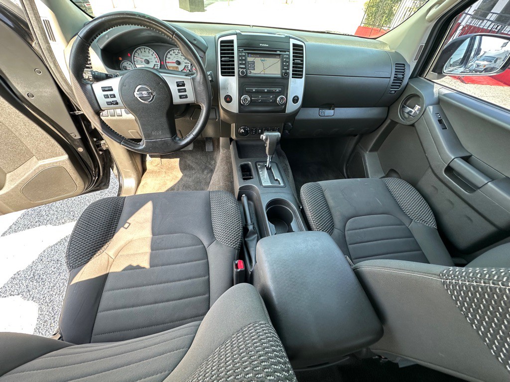 2015 Nissan Xterra Image 9