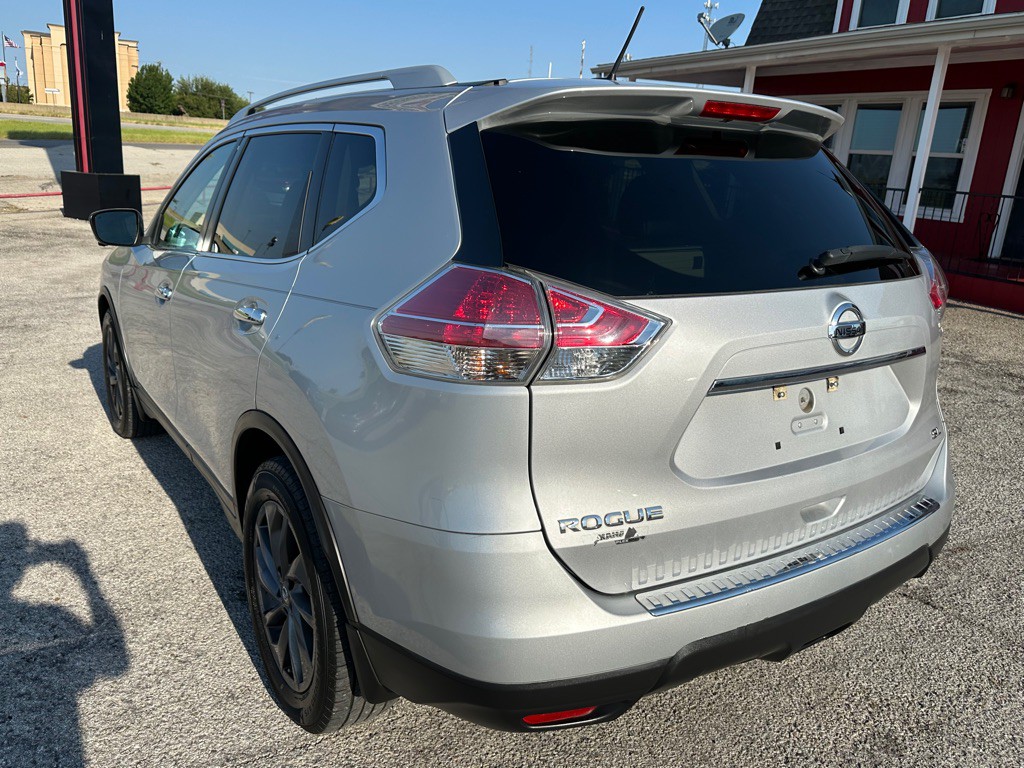 2016 Nissan Rogue Image 3