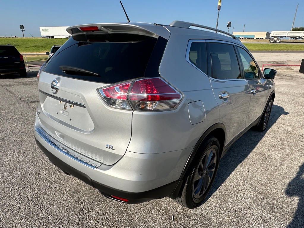 2016 Nissan Rogue Image 4