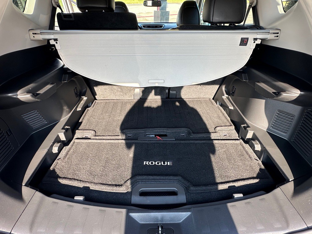 2016 Nissan Rogue Image 9