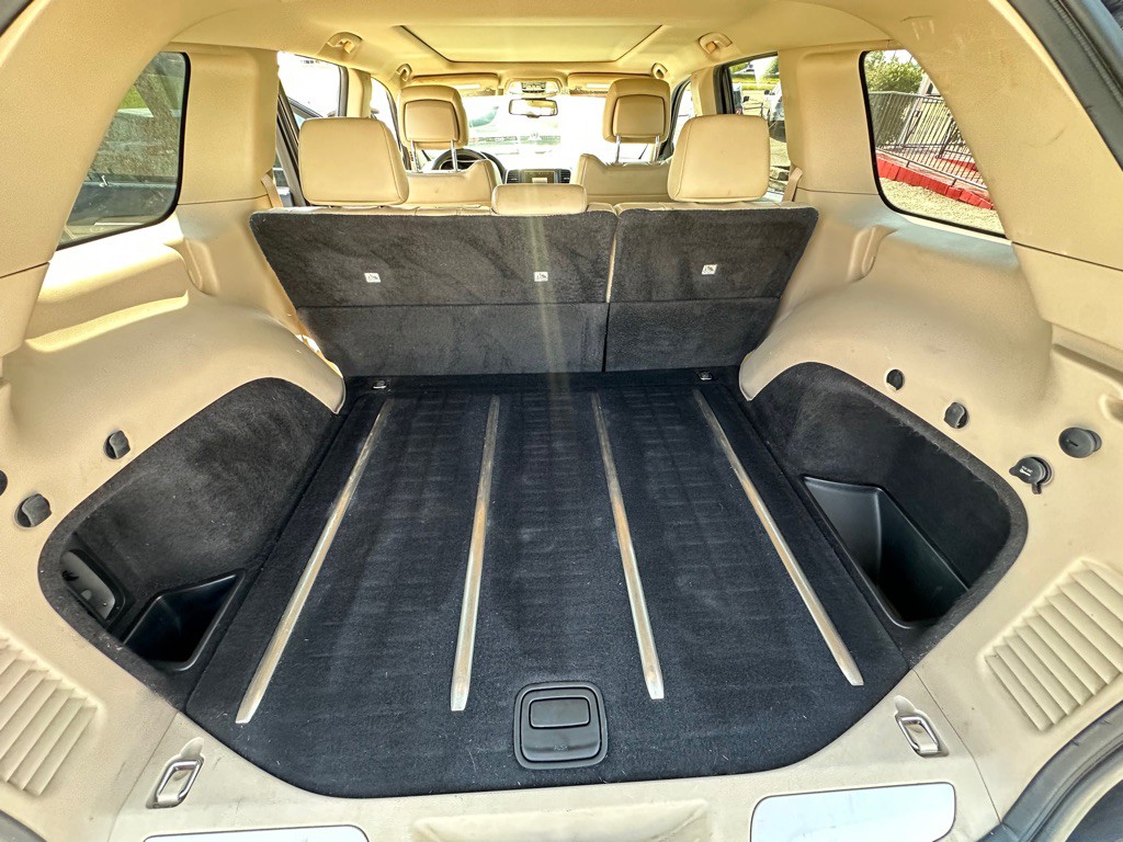 2014 Jeep Grand Cherokee Image 9