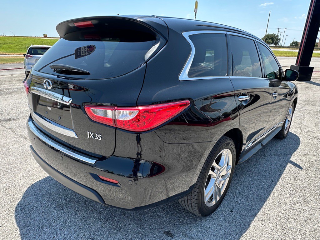 2013 INFINITI JX35 Image 4