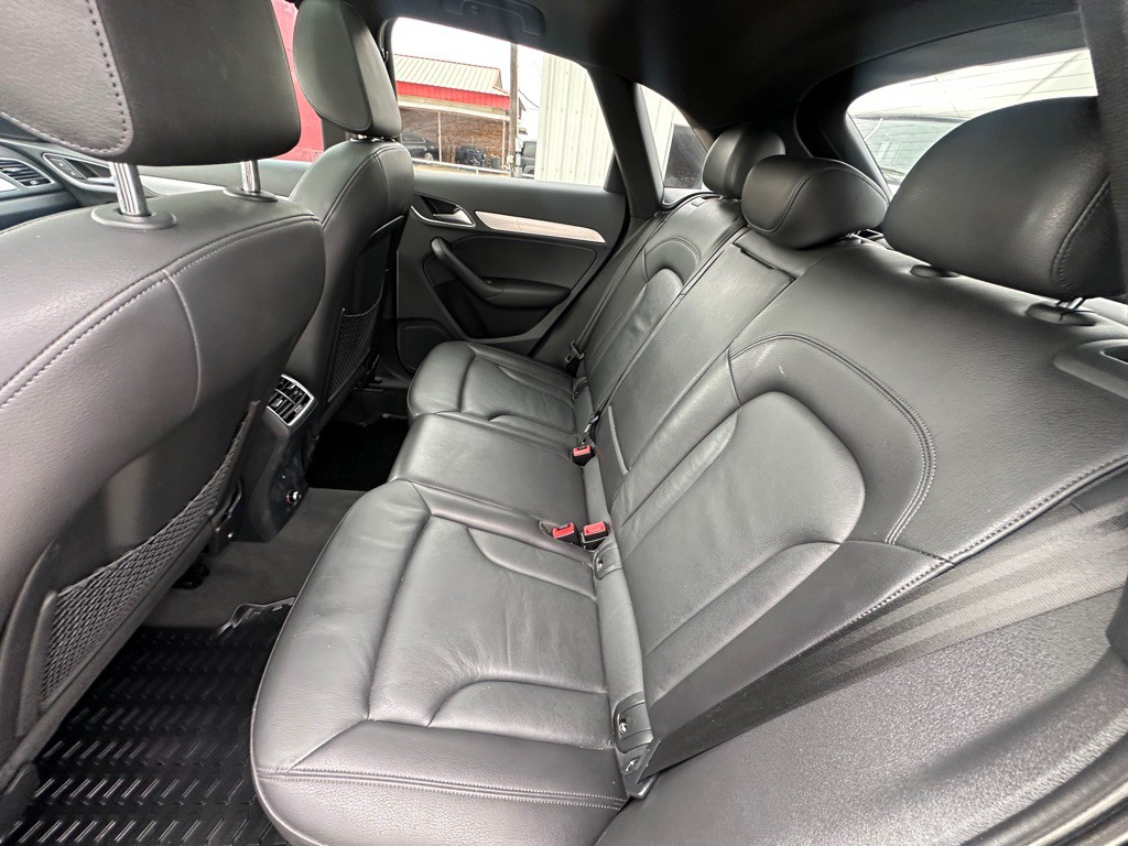 2016 Audi Q3 Image 8