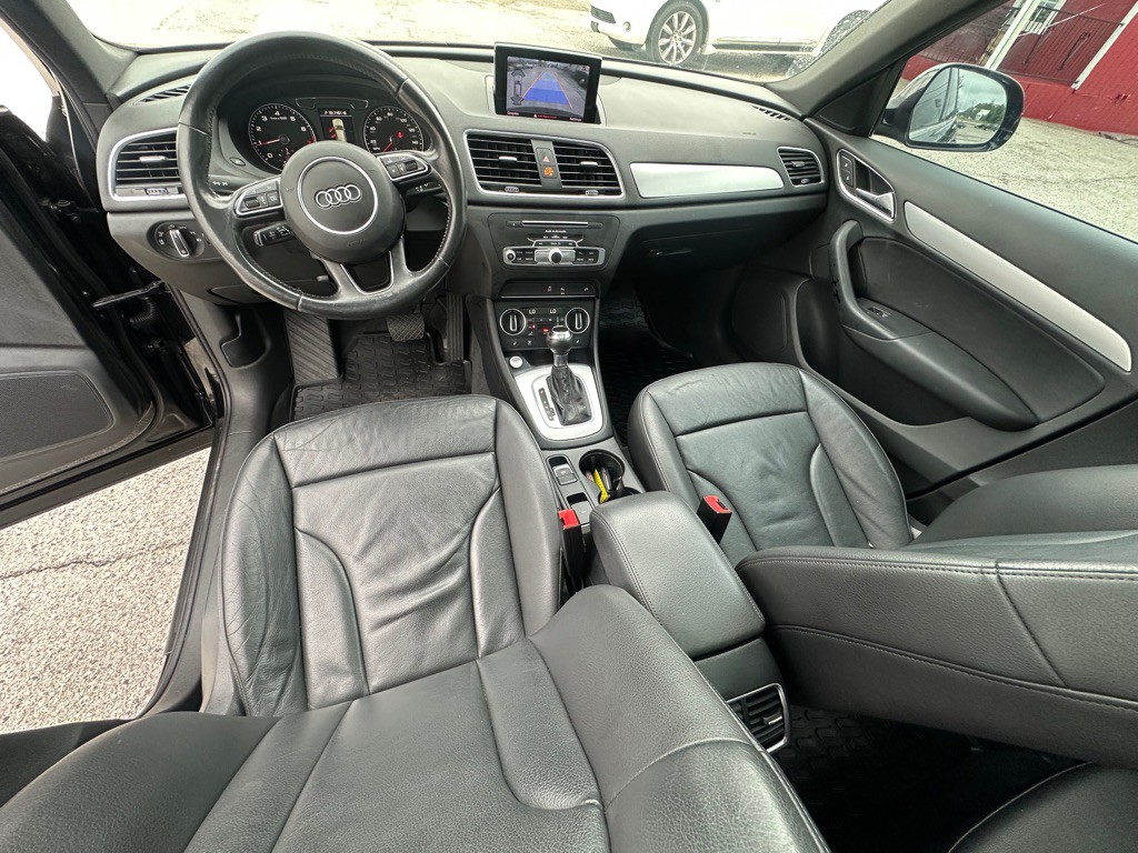 2016 Audi Q3 Image 9