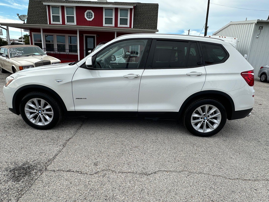 2017 BMW X3 Image 2