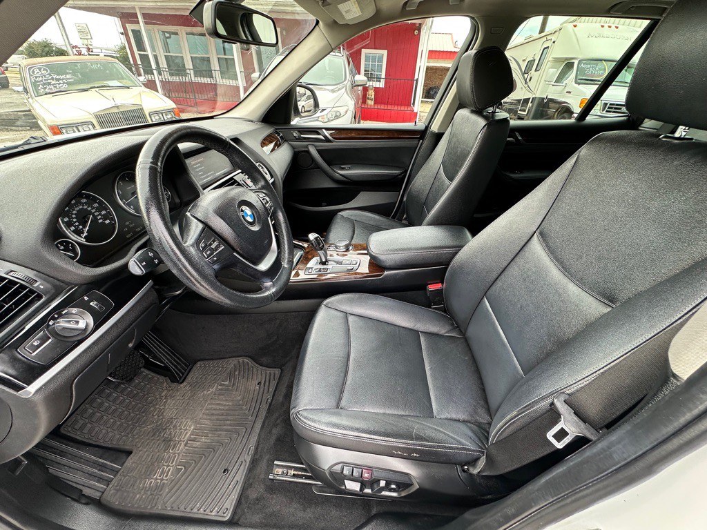 2017 BMW X3 Image 7