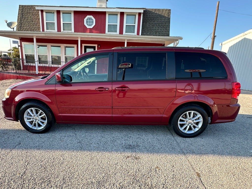 2015 Dodge Grand Caravan Image 2