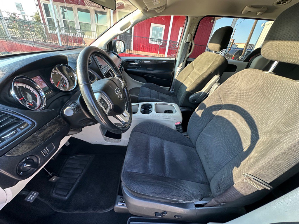 2015 Dodge Grand Caravan Image 7