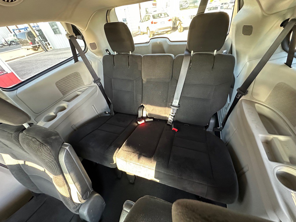 2015 Dodge Grand Caravan Image 9