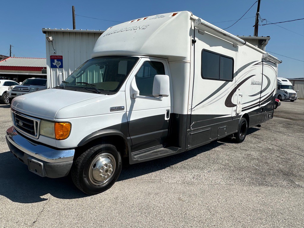 2007 Ford Econoline Image 1