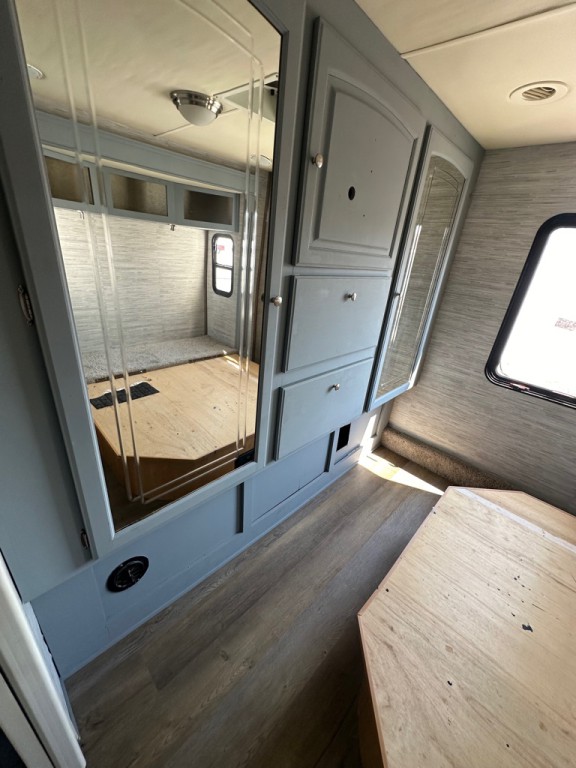 2007 Ford Econoline Image 15