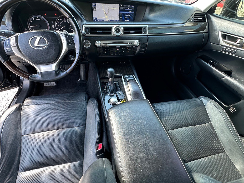 2013 Lexus GS Image 10