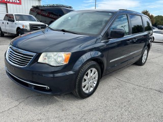 Image for 2013 Chrysler Town & Country Touring ID: 6930190