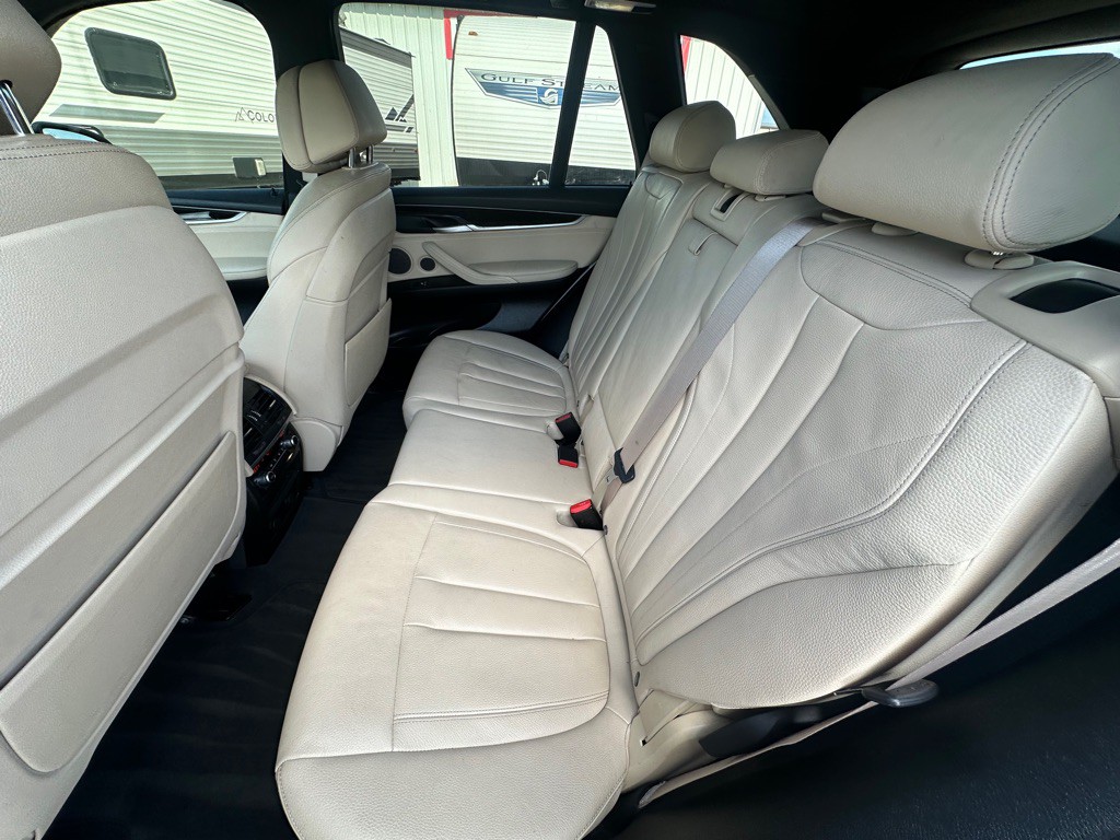 2017 BMW X5 Image 8