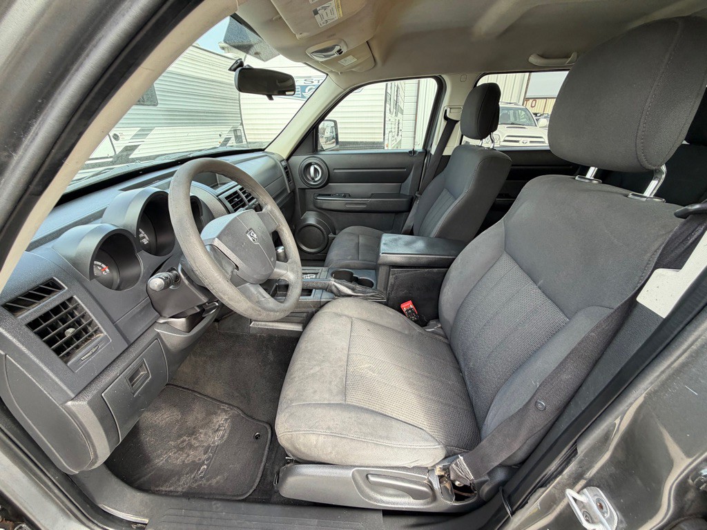 2011 Dodge Nitro Image 7