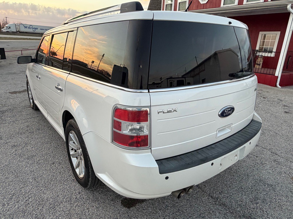 2011 Ford Flex Image 3