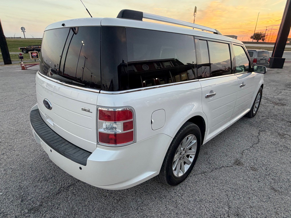 2011 Ford Flex Image 4