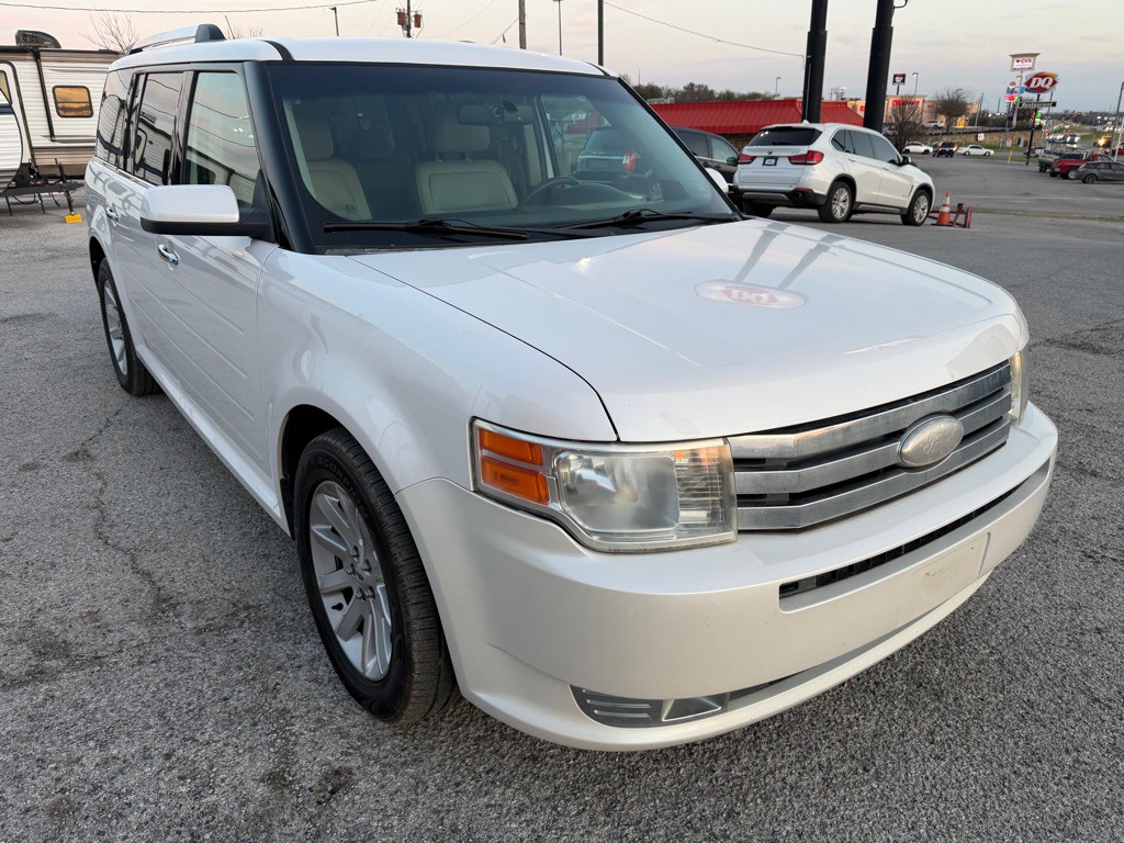 2011 Ford Flex Image 6