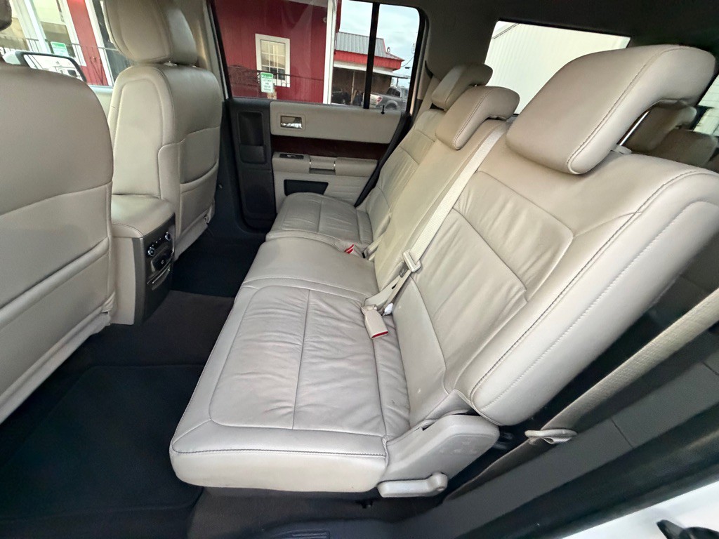 2011 Ford Flex Image 8