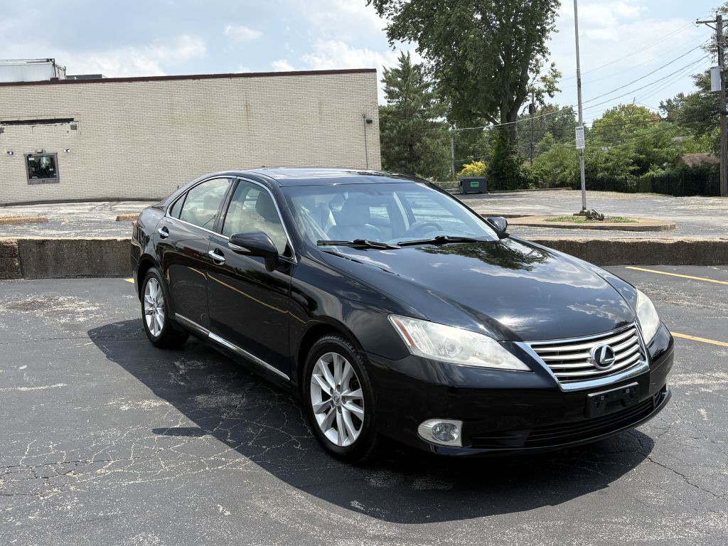 2011 Lexus ES Image 3