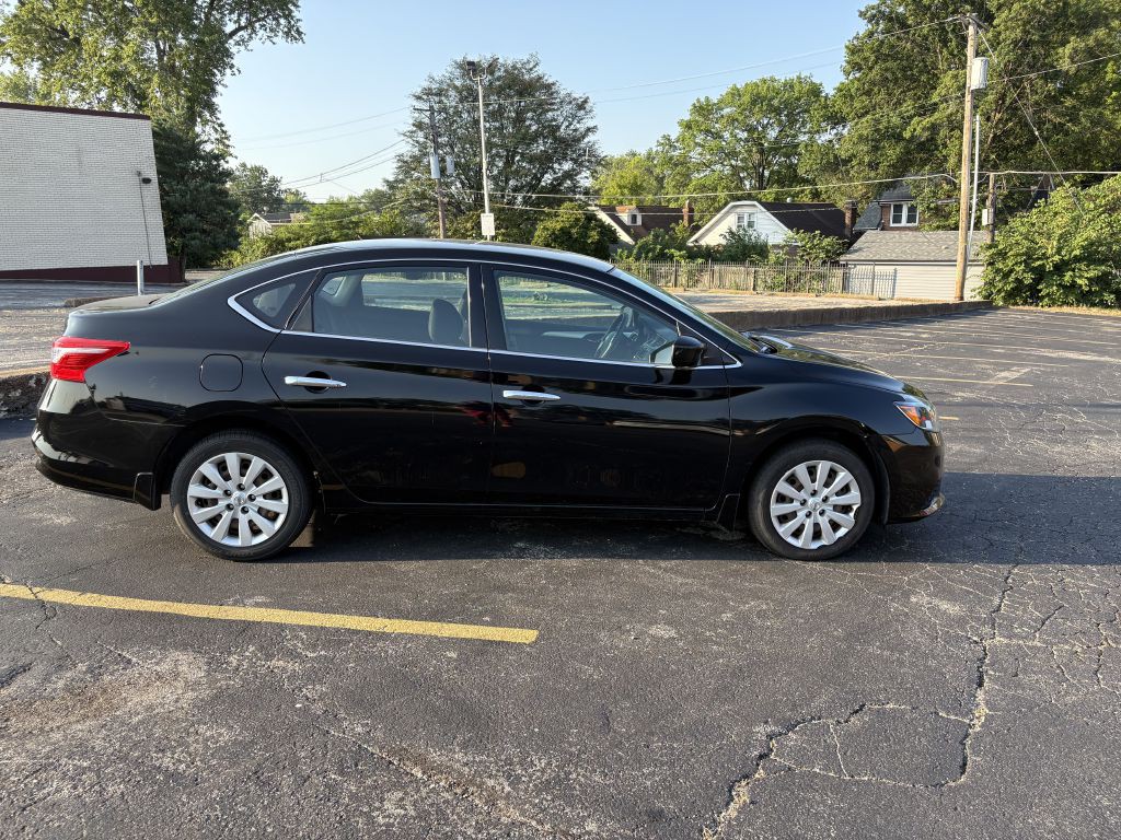 2017 Nissan Sentra Image 4