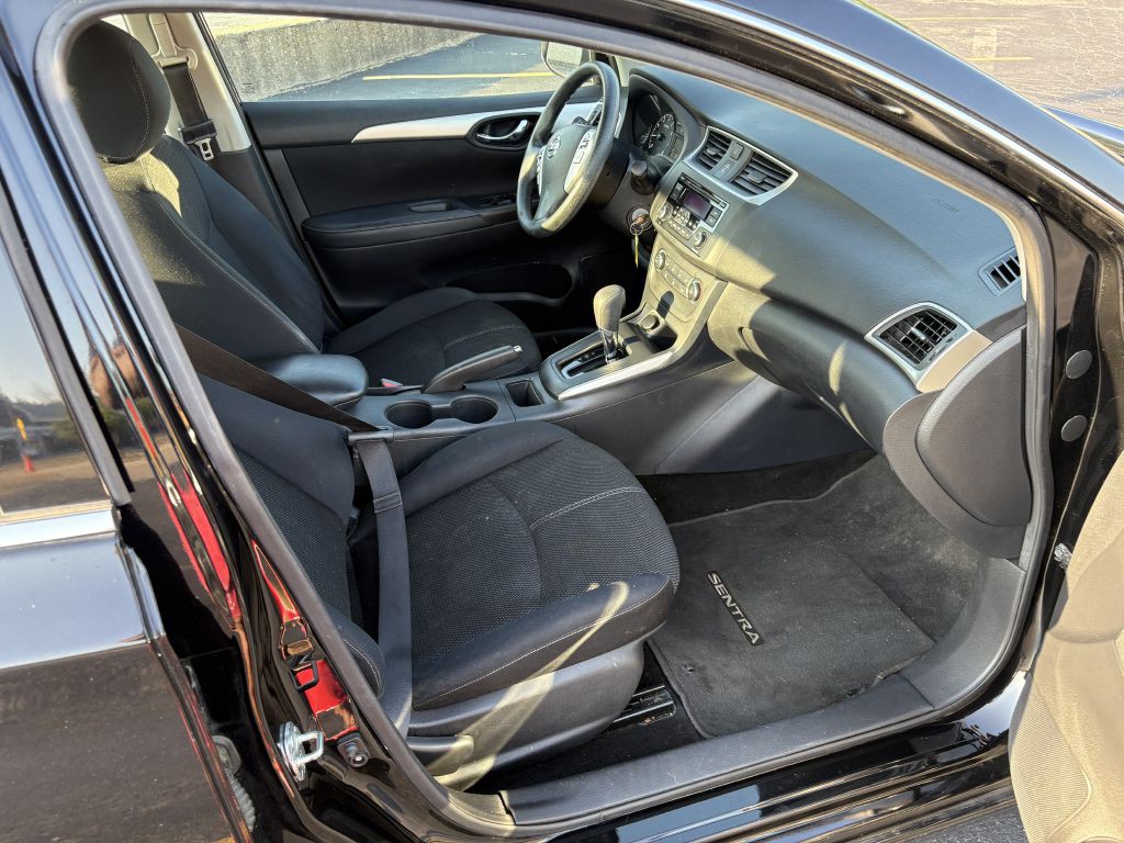 2017 Nissan Sentra Image 13