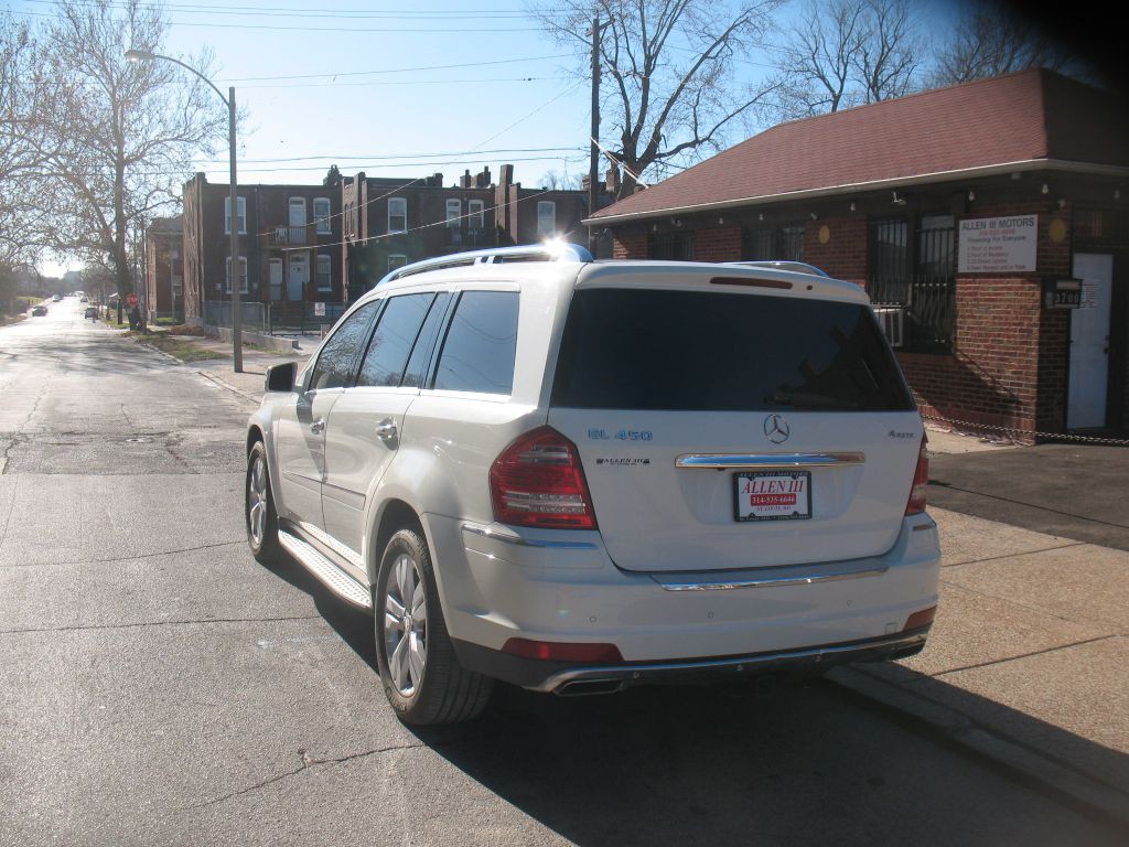 2011 Mercedes-Benz GL-Class Image 11