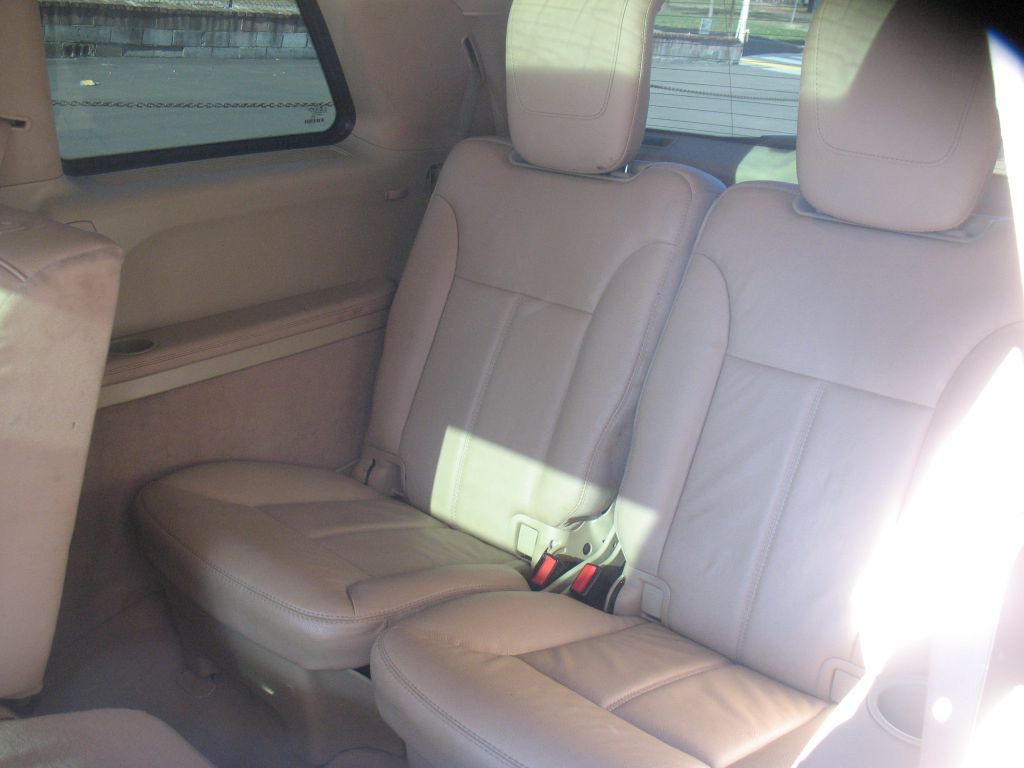 2011 Mercedes-Benz GL-Class Image 17