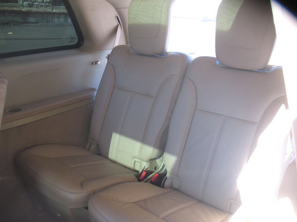 2011 Mercedes-Benz GL-Class Image 19