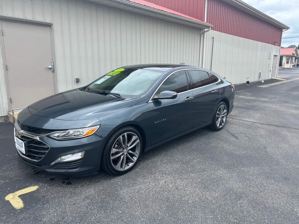 2020 Chevrolet Malibu Image 2