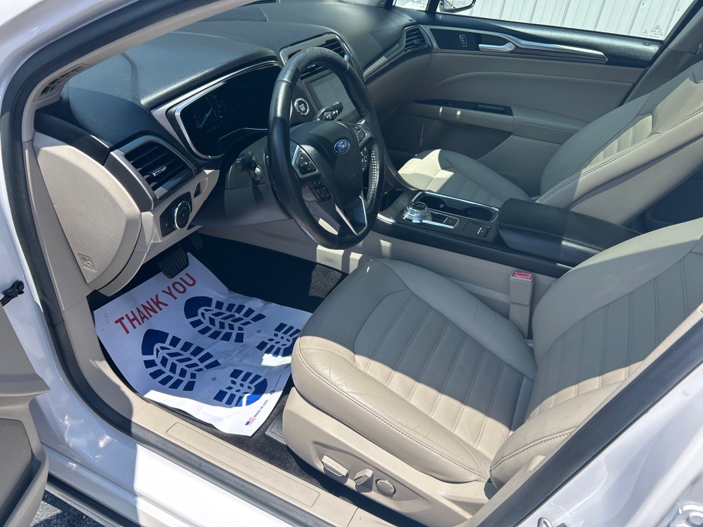 2017 Ford Fusion Image 7