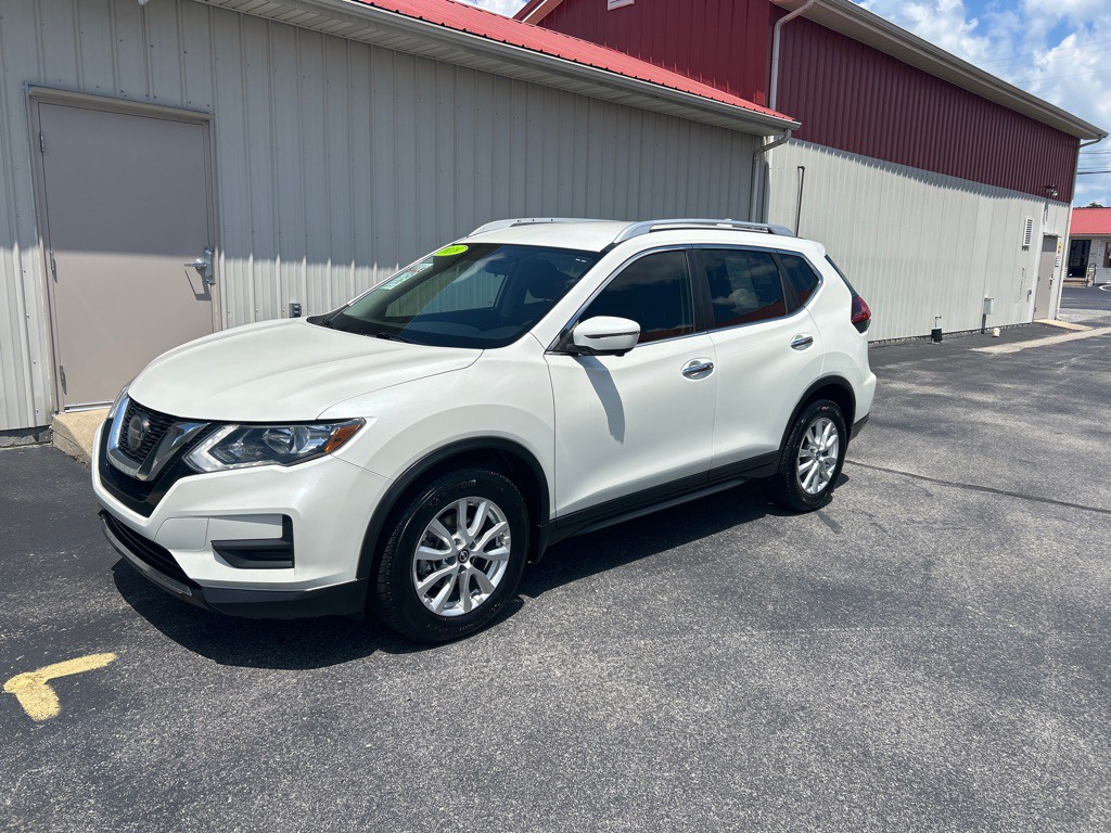 2018 Nissan Rogue Image 2