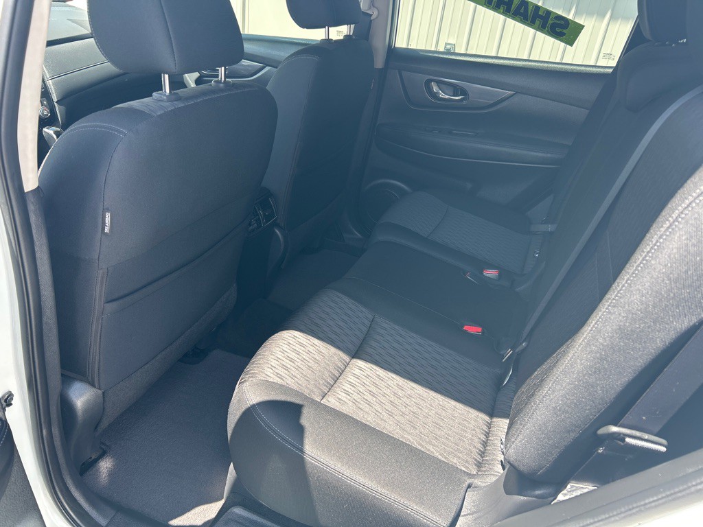 2018 Nissan Rogue Image 6