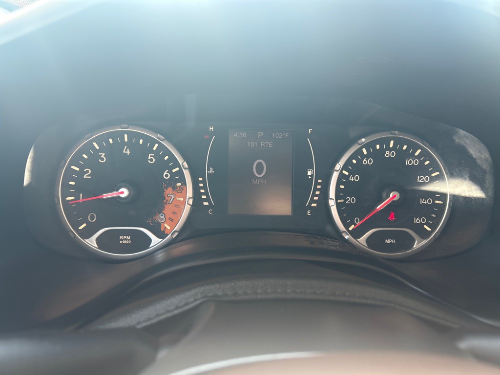 2015 Jeep Renegade Image 8