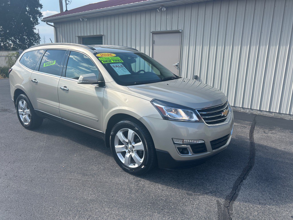 2016 Chevrolet Traverse Image 2