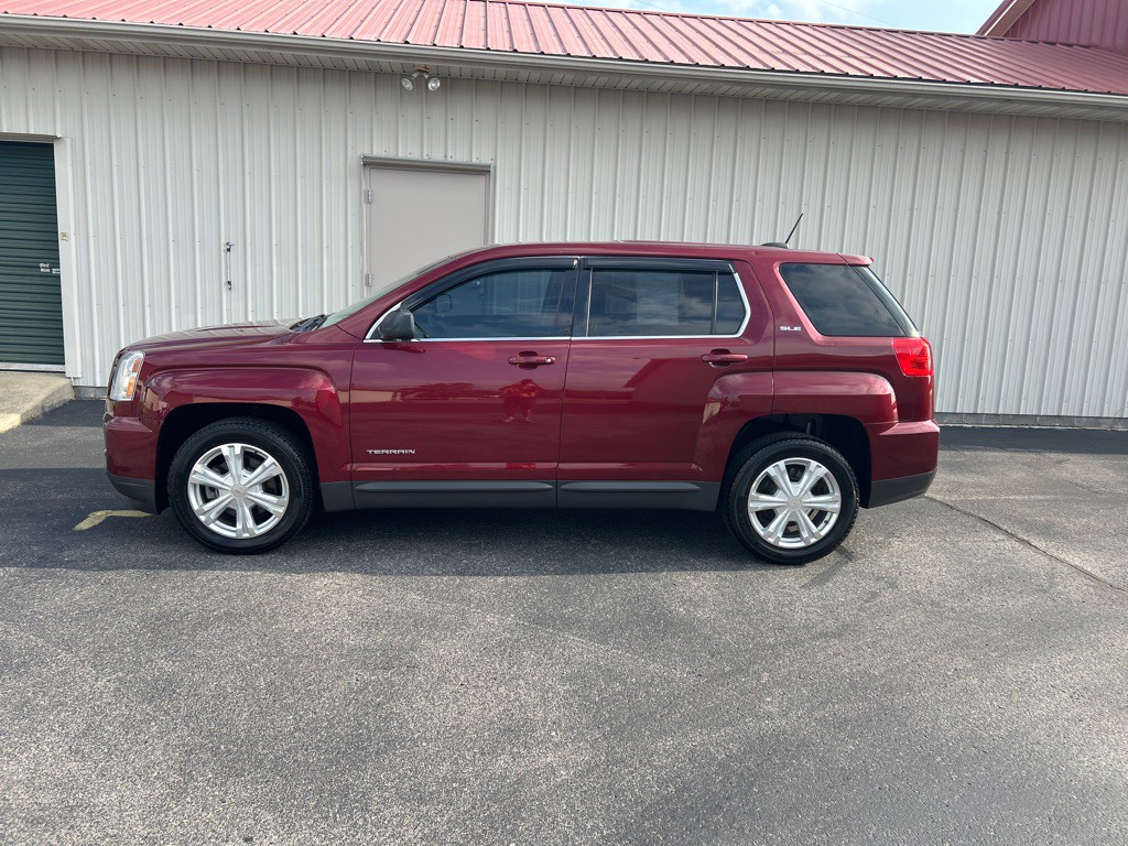 2017 GMC Terrain Image 1