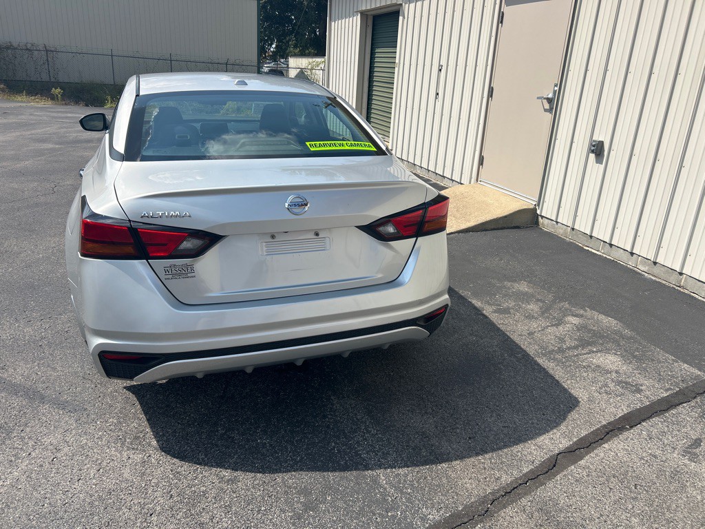 2020 Nissan Altima Image 6