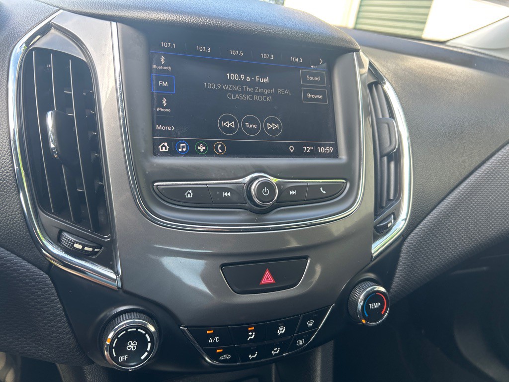 2019 Chevrolet Cruze Image 9