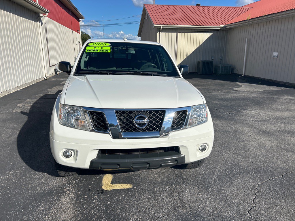 2016 Nissan Frontier Image 3