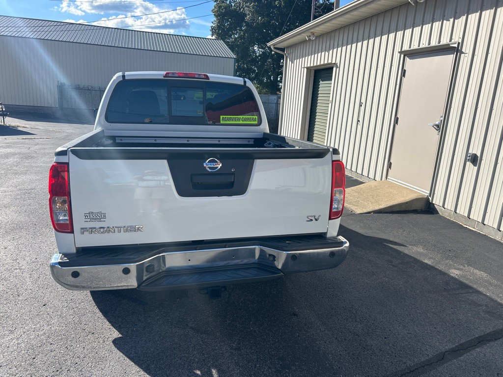 2016 Nissan Frontier Image 5