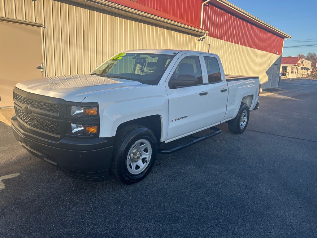 2015 Chevrolet Silverado 1500 Image 2