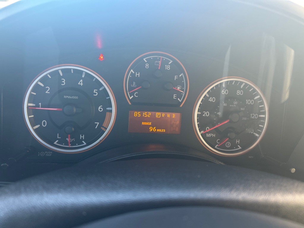 2015 Nissan Titan Image 8