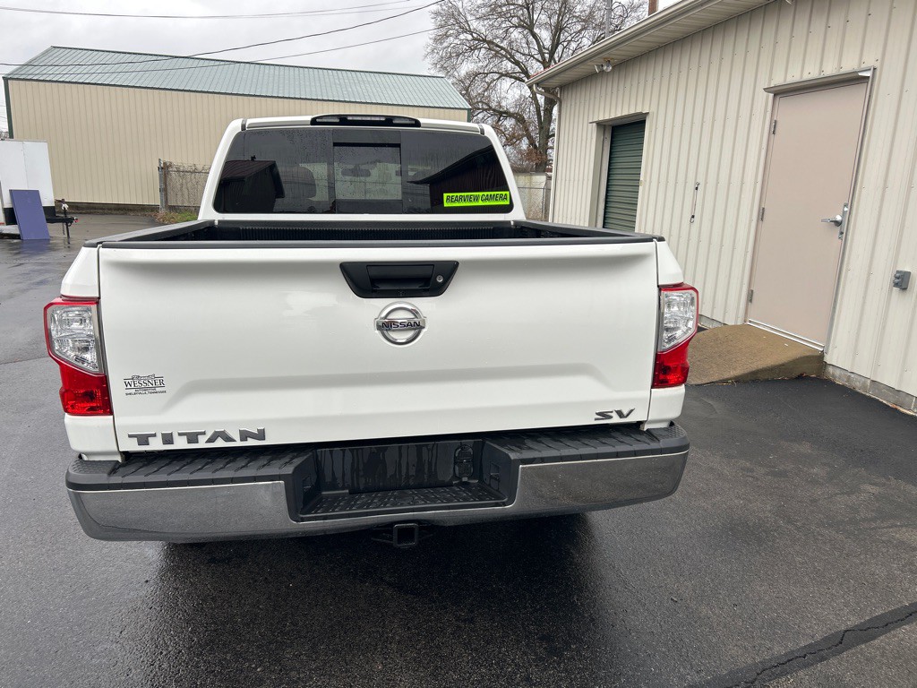2018 Nissan Titan Image 6