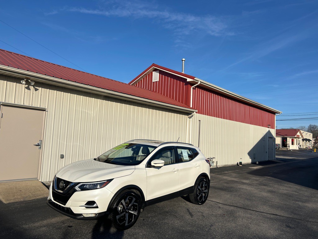 2020 Nissan Rogue Image 2