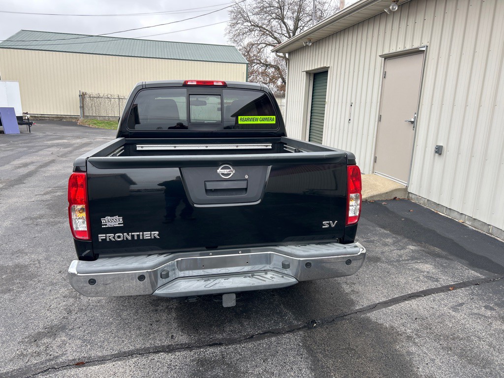 2016 Nissan Frontier Image 5
