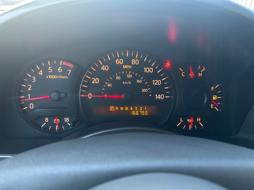 2005 Nissan Titan Image 7