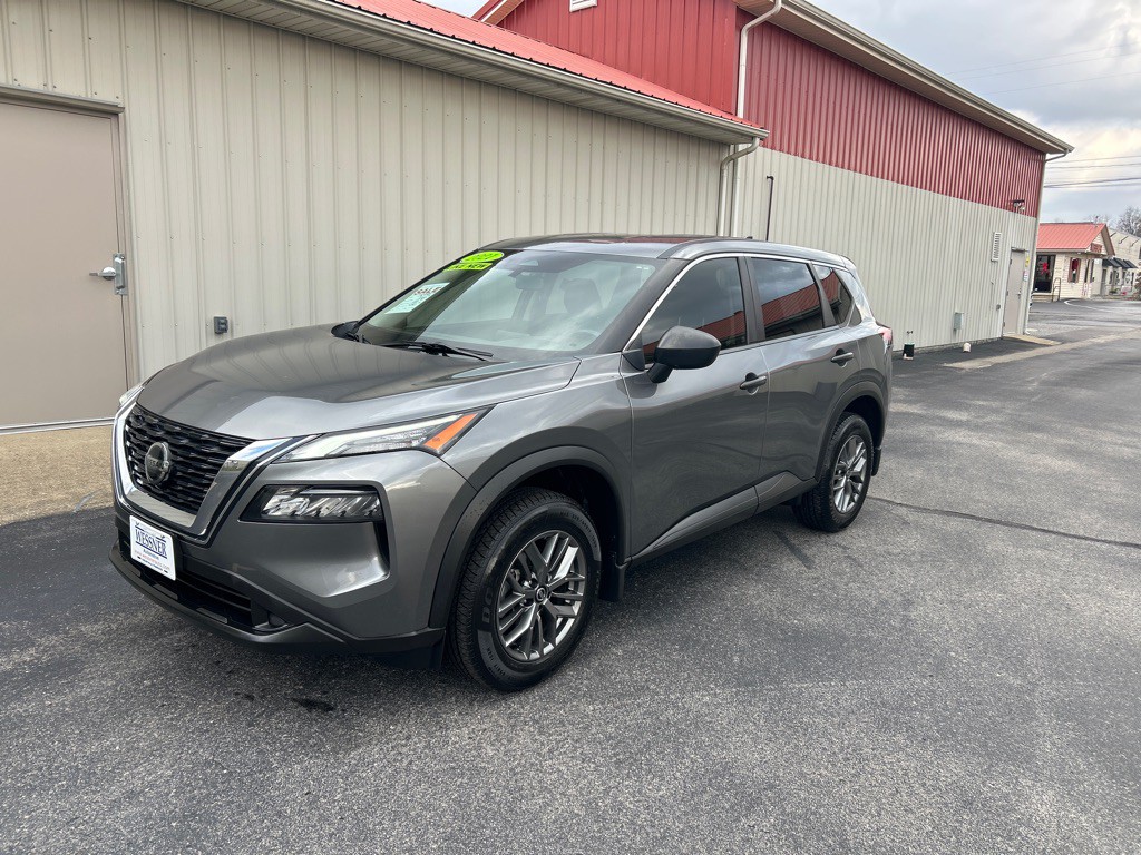 2021 Nissan Rogue Image 2