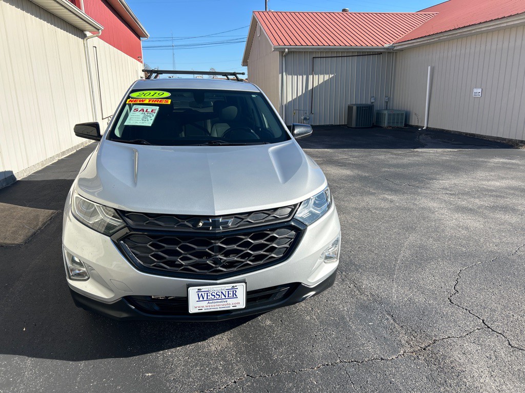 2019 Chevrolet Equinox Image 3